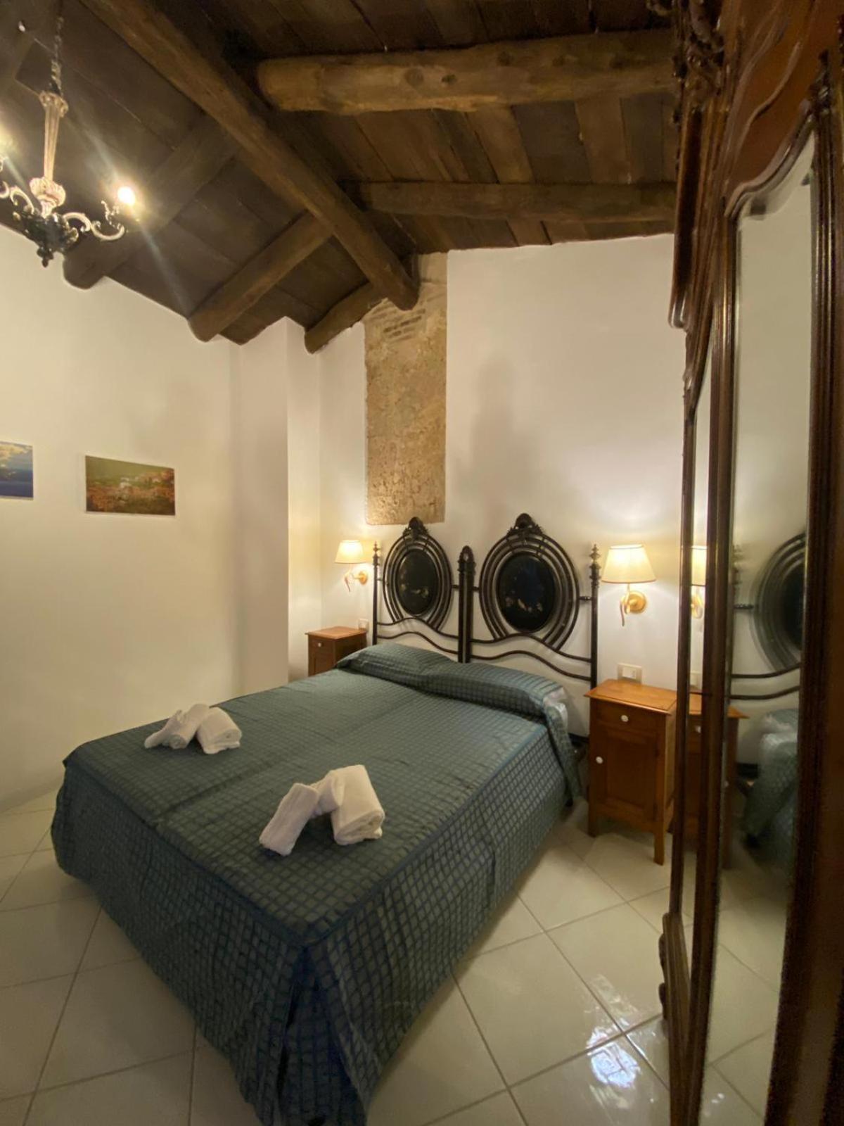 La Locanda Del Curato Rooms Lentiscosa Luaran gambar