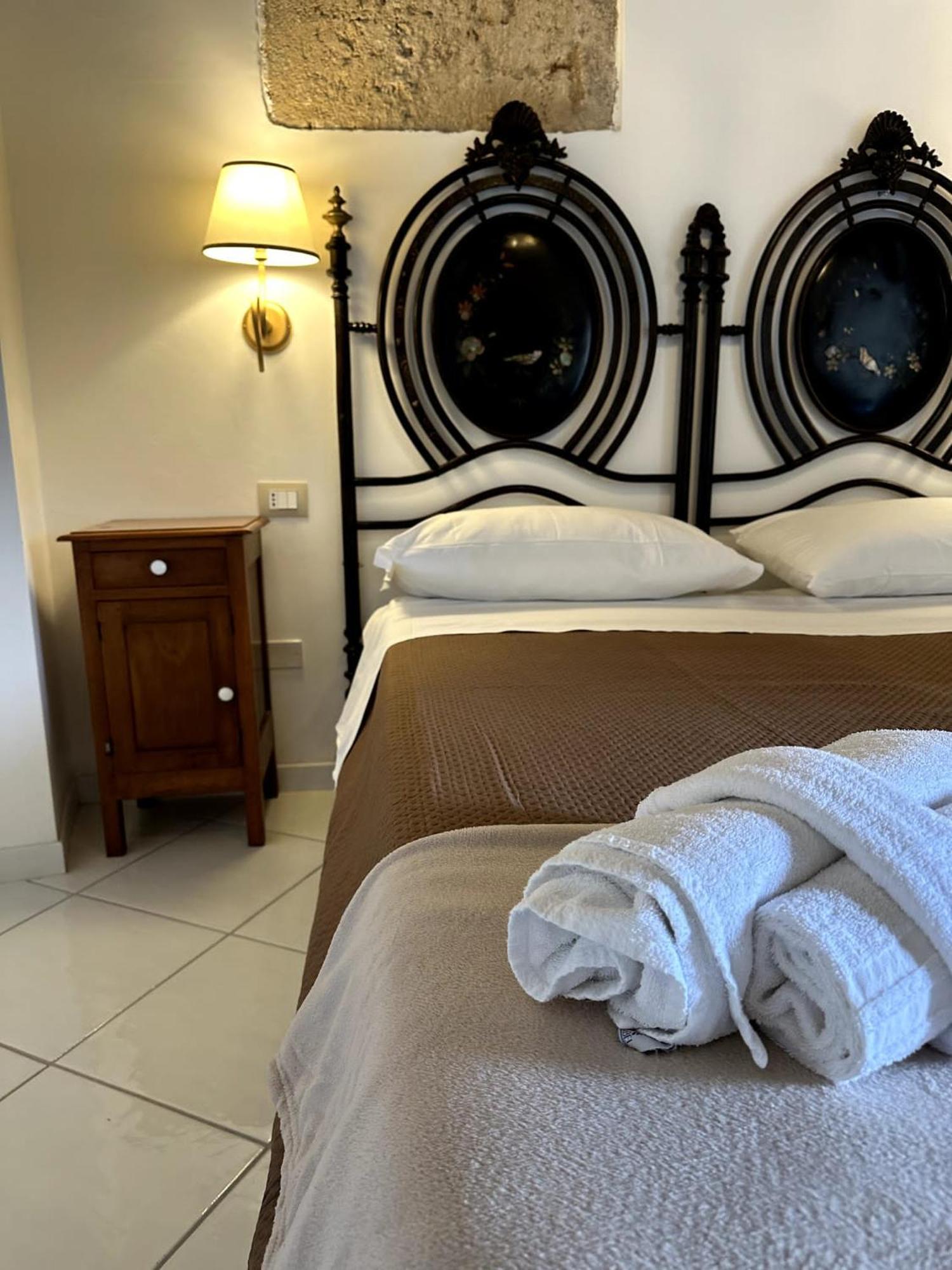 La Locanda Del Curato Rooms Lentiscosa Luaran gambar
